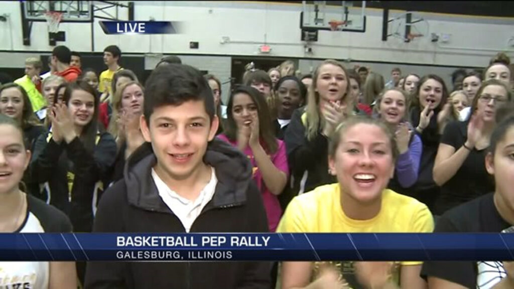 Galesburg Shows Off School Spirit During Pep Rally Wqad