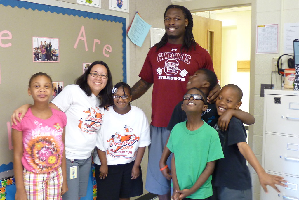 Jadeveon Clowney Visits Rice Creek Elementary School s Fie Flickr