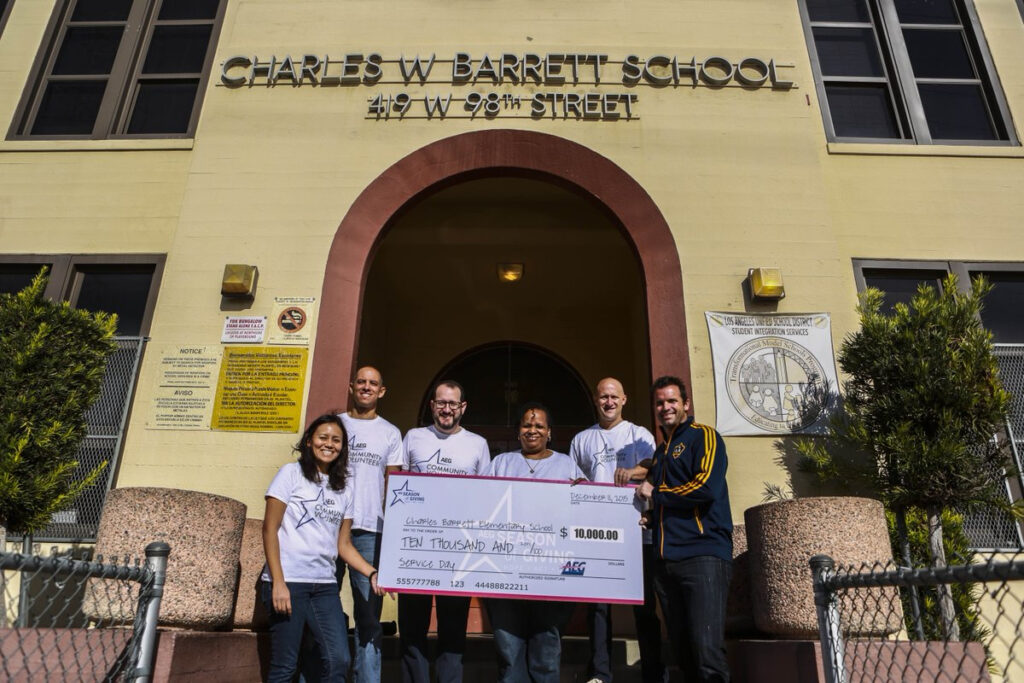 LA Galaxy On Twitter The LAGalaxy Helped Beautify Charles W Barrett 