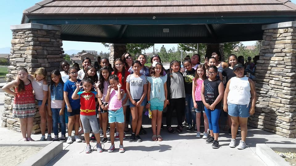 Perdew Elementary Picnic Women On The Move Network